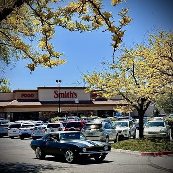 Smith's - Saturday May 11, 2024 ... the trees are blooming and the parking lot is busy. - Grocery Near Me - Sparks, Nevada Smith's - Saturday May 11, 2024 ... the trees are blooming and the parking lot is busy. - Grocery Near Me - Sparks, Nevada