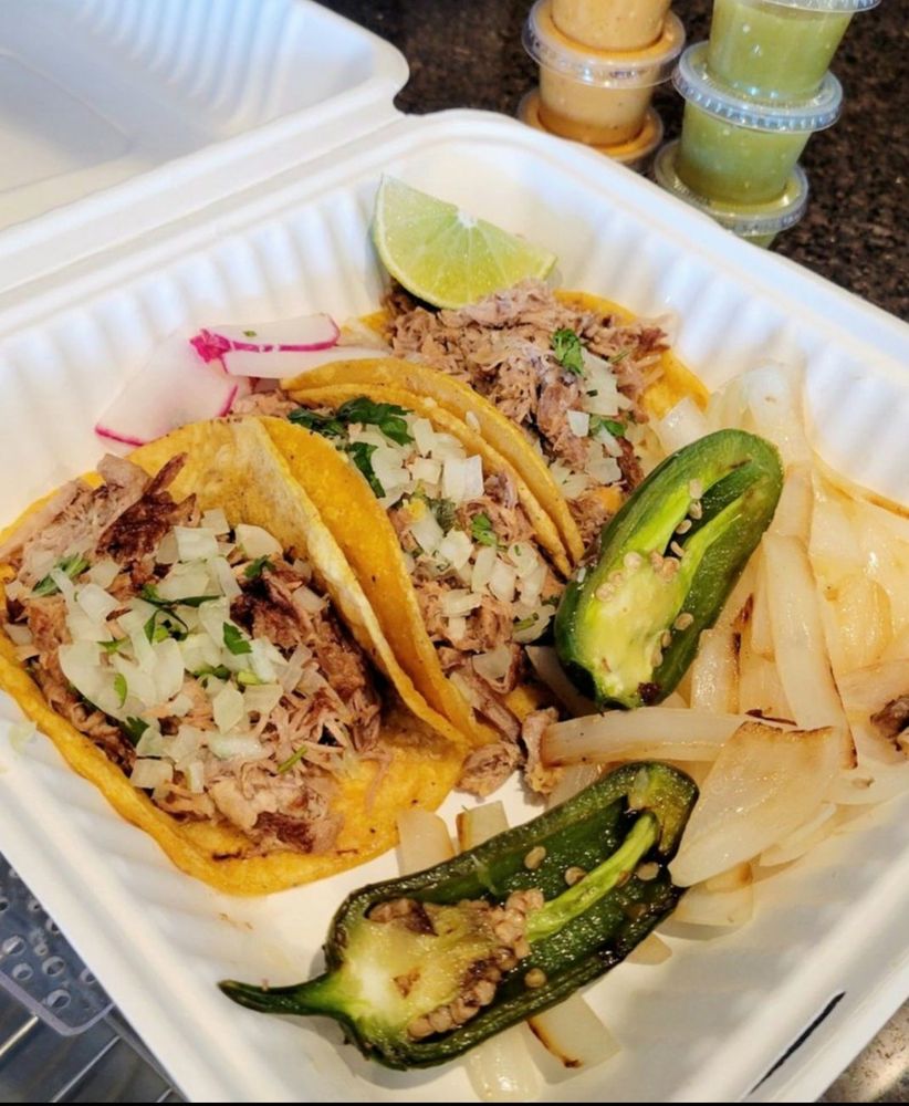 Food from Arbor Look Carts