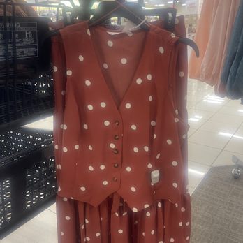 Kohl's - A two piece skirt set - Department Stores Near Me - ROSEVILLE, California