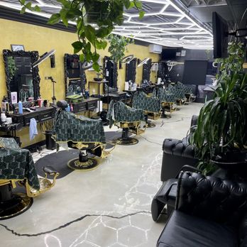 Da' Spot Barbershop - Other end of shop view - Barbers Near Me - Pomona, California Da' Spot Barbershop - Other end of shop view - Barbers Near Me - Pomona, California