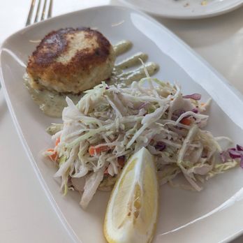Hank's Oyster Bar, Old Town - Crab cake with slaw, very tasty plenty of crab. - Seafood Near Me - Alexandria, Virginia Hank's Oyster Bar, Old Town - Crab cake with slaw, very tasty plenty of crab. - Seafood Near Me - Alexandria, Virginia
