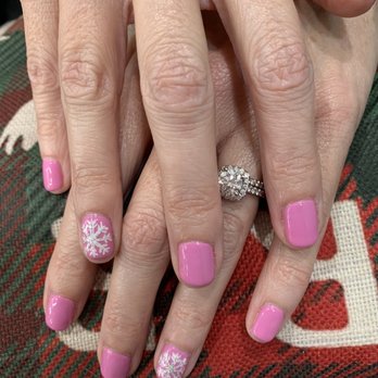 Revive Nails & Spa - I have been coming to Revive for a long time and Lyn is the best! This is a great salon. I'm ready for the holidays - Nail Salons Near Me - Vista, California