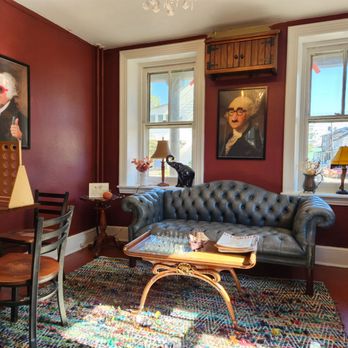 Colonial Cafe - Cafes Near Me - Mount Holly, New Jersey