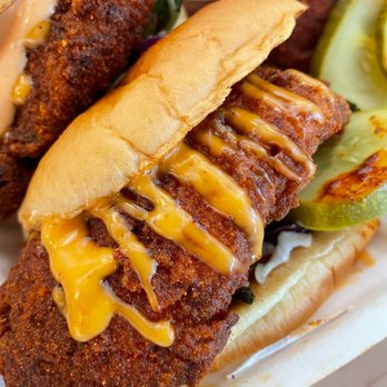 Dave's Hot Chicken - Chicken Sandwich - Chicken Shop Near Me - Wayne, New Jersey