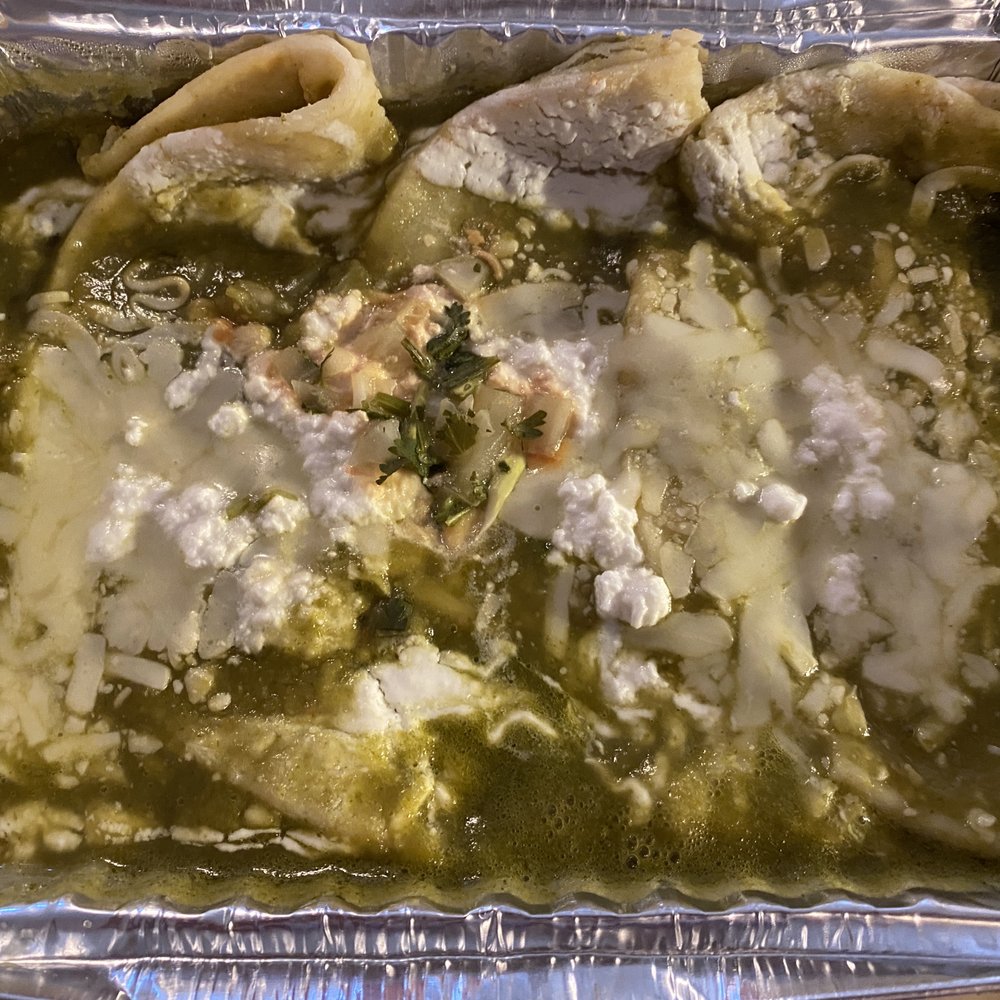 La Fiesta Latina - Enchiladas verdes - Mexican Near Me - Ottawa, Ontario La Fiesta Latina - Enchiladas verdes - Mexican Near Me - Ottawa, Ontario