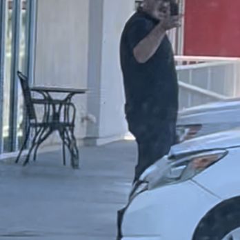 Dickey's Barbecue Pit - Rude crazy manager who chased me out - Barbeque Near Me - Yucca Valley, California