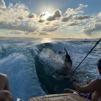 Gator Bait Wakeboard School - Expect to fall a few times if this is your first time - Surf Schools Near Me - Miami, Florida