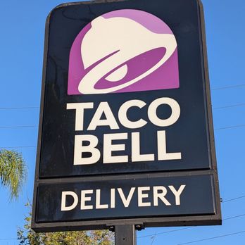 Taco Bell - Streetside sign - Fast Food Near Me - Long Beach, California Taco Bell - Streetside sign - Fast Food Near Me - Long Beach, California