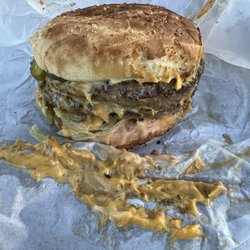 Big T BBQ - Double cheeseburger