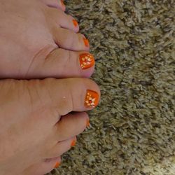 Famous Nails - Not a good job