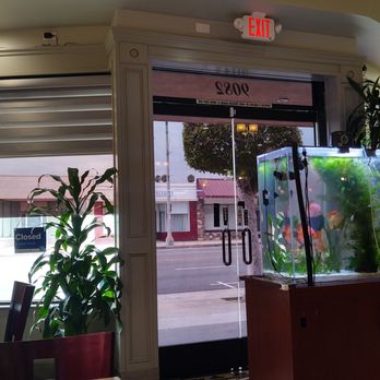 Kim Hoa Hue Restaurant 2 - Exit / Fish Tank - Vietnamese Near Me - Temple City, California