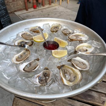 Madame - Canadian oysters! Very refreshing but pricey. - French Near Me - Jersey City, New Jersey Madame - Canadian oysters! Very refreshing but pricey. - French Near Me - Jersey City, New Jersey