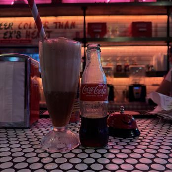 El Cuban Diner - Ice cream Float - Cuban Near Me - Miami, Florida