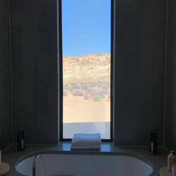 Amangiri - Bathroom views - Resorts Near Me - Canyon Point, Utah Amangiri - Bathroom views - Resorts Near Me - Canyon Point, Utah
