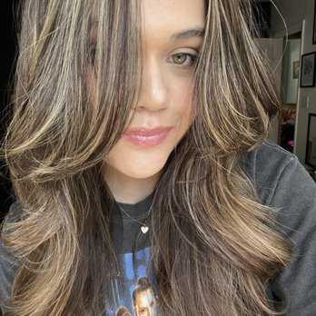 Ricca Donna Salon - Nieces new high lights and layer cut - Hair Salons Near Me - Brea, California Ricca Donna Salon - Nieces new high lights and layer cut - Hair Salons Near Me - Brea, California