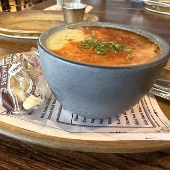 King's Fish House - Pine Ave - red and white clam tomato spicy chowder - Seafood Near Me - Long Beach, California King's Fish House - Pine Ave - red and white clam tomato spicy chowder - Seafood Near Me - Long Beach, California