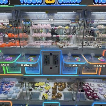 Mega Claws - Arcades Near Me - San Jose, California