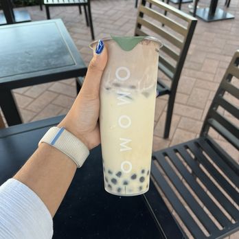 OMOMO Tea Shoppe - Oolong Milk Tea Creamomo with Tiramisu foam and Brown Sugar Boba - Coffee & Tea Near Me - Irvine, California OMOMO Tea Shoppe - Oolong Milk Tea Creamomo with Tiramisu foam and Brown Sugar Boba - Coffee & Tea Near Me - Irvine, California
