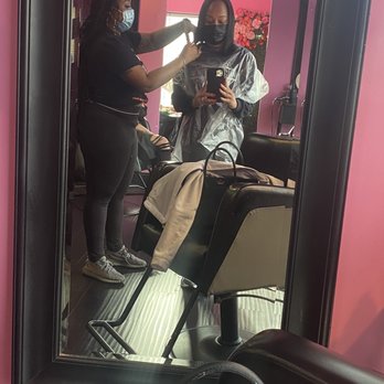 Cosmo Lounge Salon - Stylist Tonya working her magic - Hair Salons Near Me - Bowie, Maryland Cosmo Lounge Salon - Stylist Tonya working her magic - Hair Salons Near Me - Bowie, Maryland