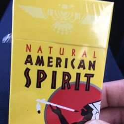 Highland Liquor - Gotta have my smokes for the casino.