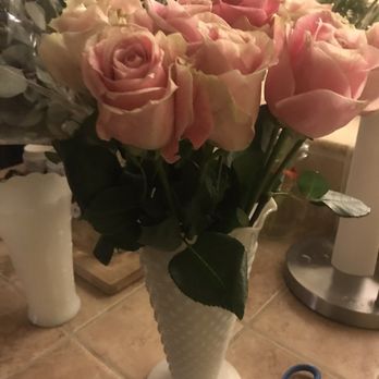 Trader Joe's - Bought these roses - Grocery Near Me - Bakersfield, California Trader Joe's - Bought these roses - Grocery Near Me - Bakersfield, California