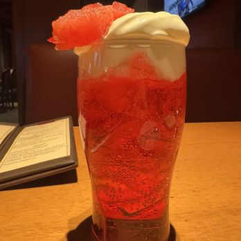 Gordon Ramsay Pub & Grill - watermelon mocktail - Pubs Near Me - Las Vegas, Nevada