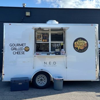The Cheese Pull - Food Trucks Near Me - St Clair Shores, Michigan The Cheese Pull - Food Trucks Near Me - St Clair Shores, Michigan