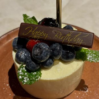théa - birthday dessert! - Mediterranean Near Me - Phoenix, Arizona théa - birthday dessert! - Mediterranean Near Me - Phoenix, Arizona