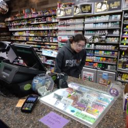Willy's Smoke Shop