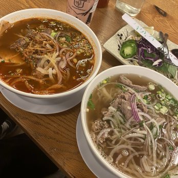 Noodles Pho U - 154 SPICY BEEF NOODLE SOUP, 127 PHO TAI SACH - Vietnamese Near Me - Lombard, Illinois