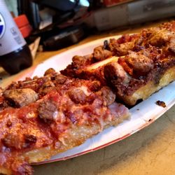 Jet's Pizza