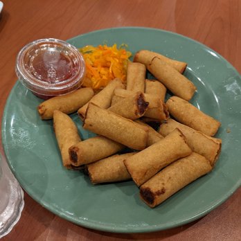 Max's Restaurant - Glendale - Lumpia. - Filipino Near Me - Glendale, California