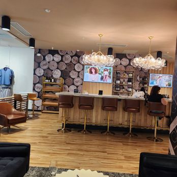 Arthur's At Belk - Bar - Burgers Near Me - Charlotte, North Carolina