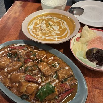 Fish Cheeks - Coconut Crab Curry and choo chee scallops - Seafood Near Me - New York, New York Fish Cheeks - Coconut Crab Curry and choo chee scallops - Seafood Near Me - New York, New York