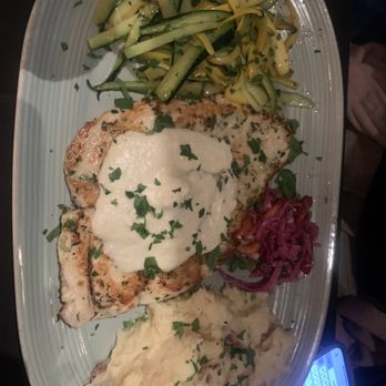 Chet's Dallas - Grilled chicken - Irish Near Me - Dallas, Texas Chet's Dallas - Grilled chicken - Irish Near Me - Dallas, Texas
