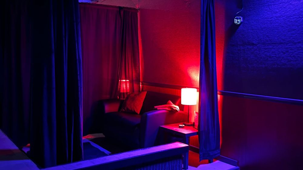 NEW SHAKERS Updated September 2024 20600 300th St, La Motte, Iowa Adult Entertainment