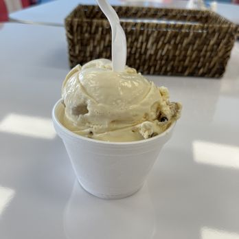 Scoops Ice Cream - Cookie dough - Ice Cream & Frozen Yogurt Near Me - Hot Springs, Arkansas Scoops Ice Cream - Cookie dough - Ice Cream & Frozen Yogurt Near Me - Hot Springs, Arkansas