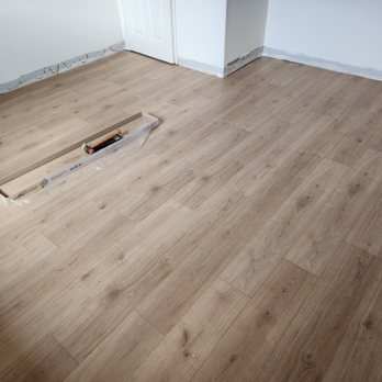 TNC Maintenance and Repair - New laminate floor - Handyman Near Me - San Diego, California TNC Maintenance and Repair - New laminate floor - Handyman Near Me - San Diego, California