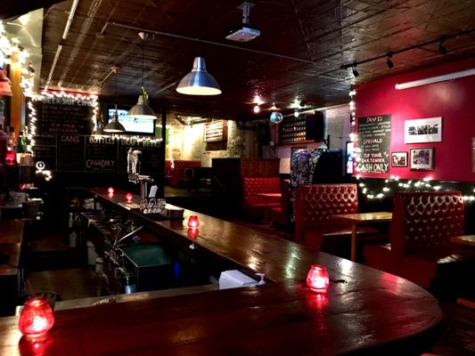 EAST RIVER BAR - Updated February 2026 - 72 Photos & 90 Reviews - 97 S