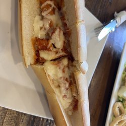 Calabria Pizzeria - I ordered Chicken Parmigiana and It had chicken tenders
