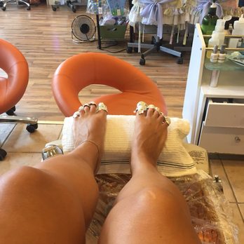 Healing Nails - Nail Salons Near Me - Coram, New York