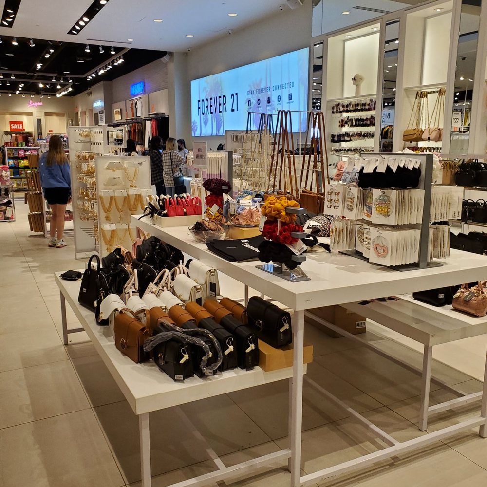 Forever 21 - Men's Clothing Near Me - Springfield, Missouri