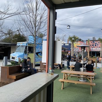 Starland Yard - Great venue, delicious pizza, good drink menu! - Food Trucks Near Me - Savannah, Georgia Starland Yard - Great venue, delicious pizza, good drink menu! - Food Trucks Near Me - Savannah, Georgia