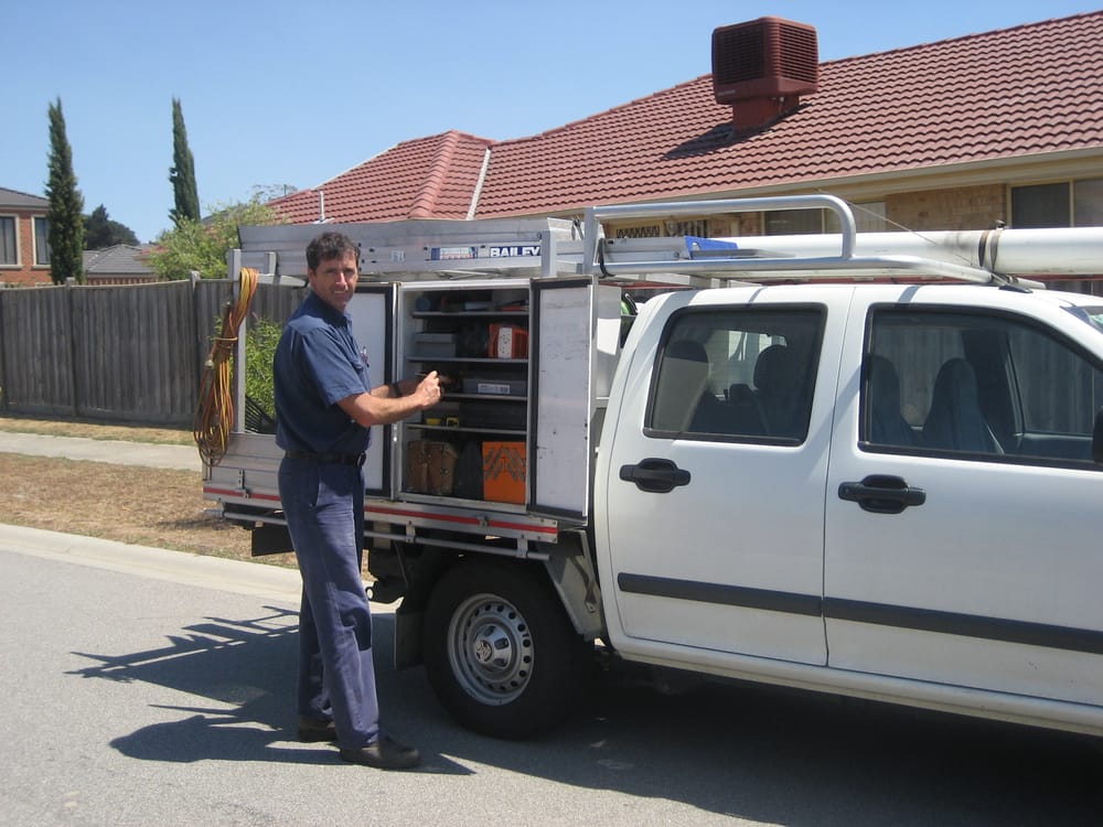 DM ELECTRICAL Electricians 34 The Quays, Narre Warren South