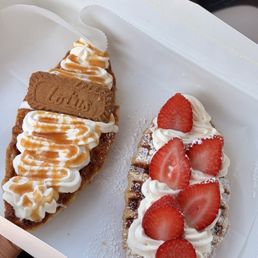 Caramel & Strawberry Croffle