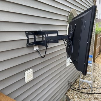 Berube Systems - TV Mounting Near Me Berube Systems - TV Mounting Near Me