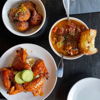 S/T Hooligan's - Jalapeño-cheddar hush puppies, gumbo, spicy wings - Cajun/Creole Near Me - Seattle, Washington
