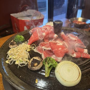 Cast Iron Pot Island - Korean Near Me - Staten Island, New York
