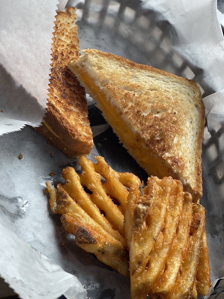 BROAD RIPPLE BISTRO CLOSED Updated August 2024 45 Photos & 31