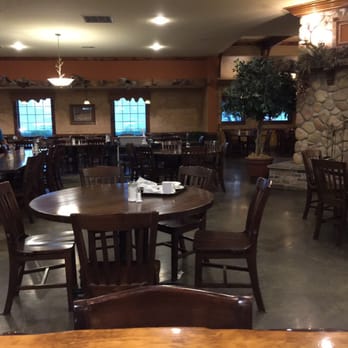 Wally's - Huge seating areas. - American Near Me - Charleston, Missouri